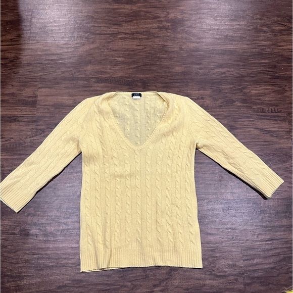 J.Crew Women’s Yellow Sweater Size Small - Picture 1 of 3